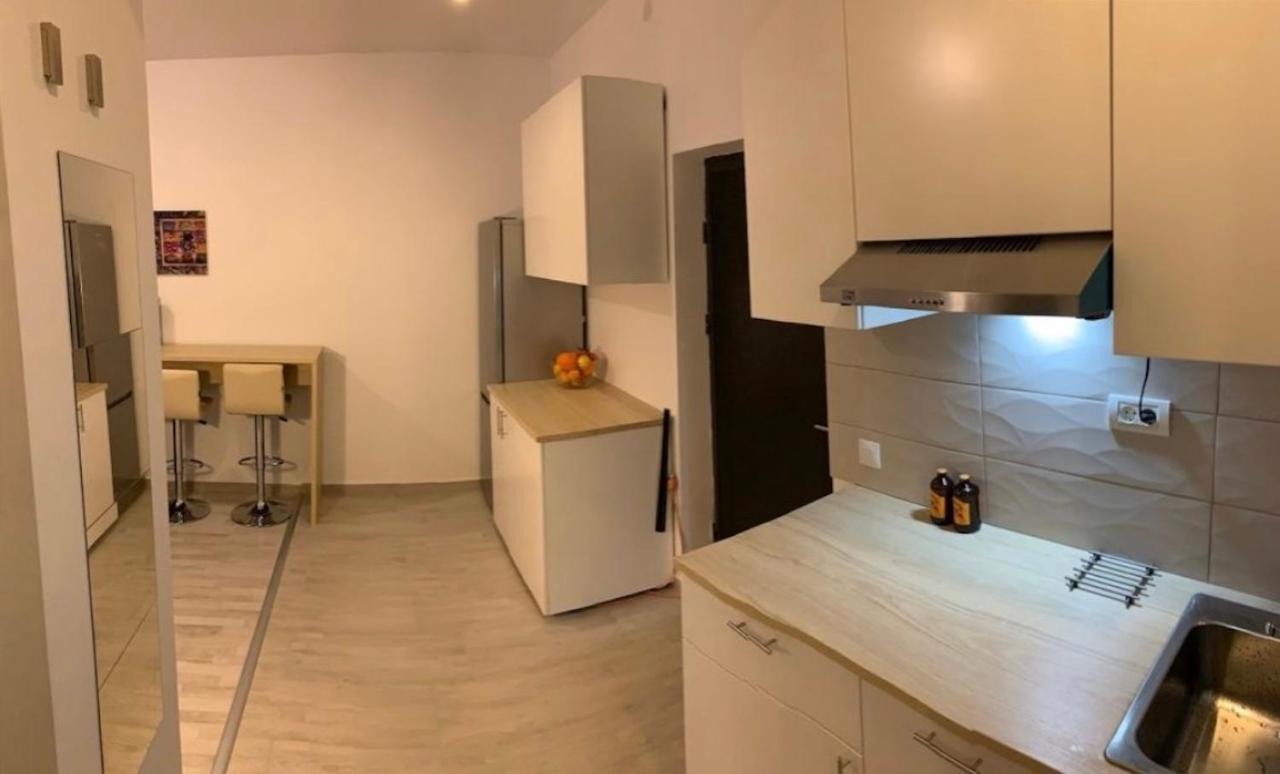 Retreat Luxury Apartment Near Presidential Palace Bucarest Extérieur photo